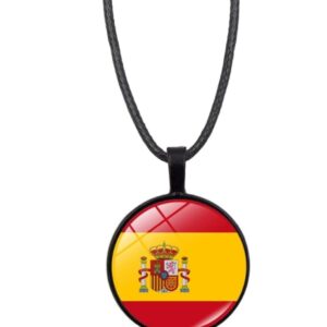 Collar con colgante de bandera